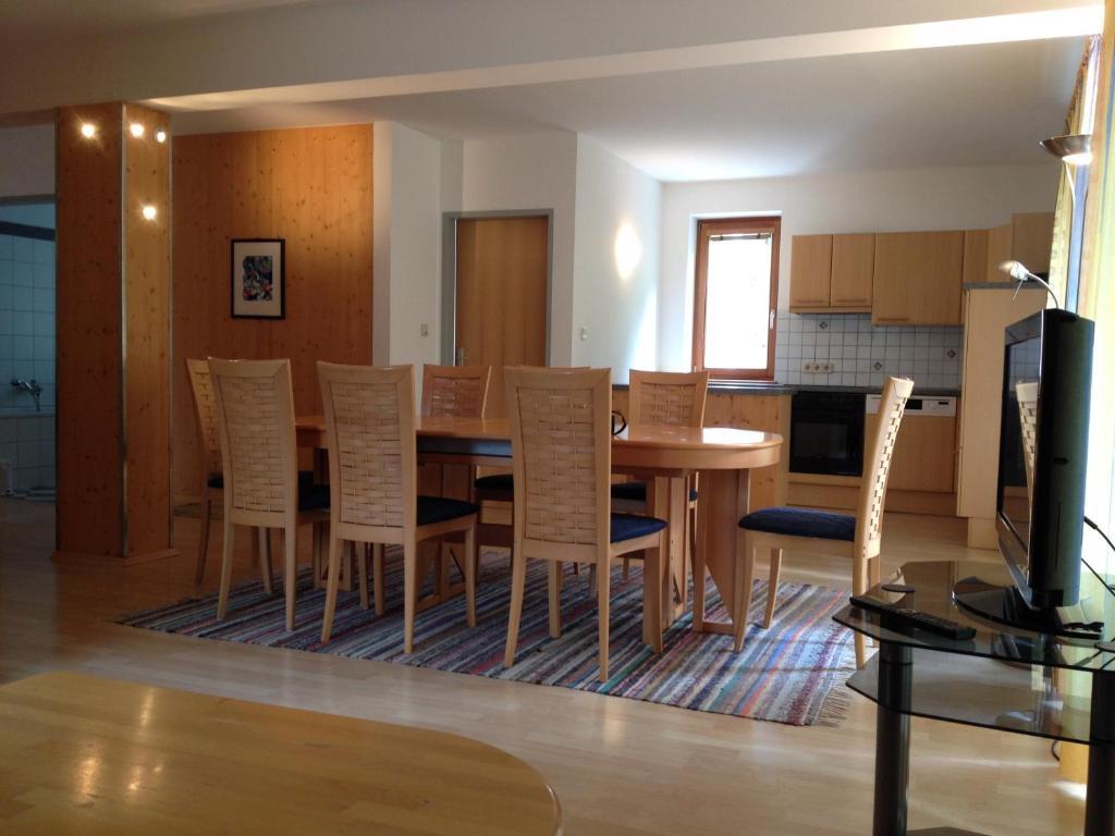 Haus Im Turm Apartment Bad Kleinkirchheim Bilik gambar