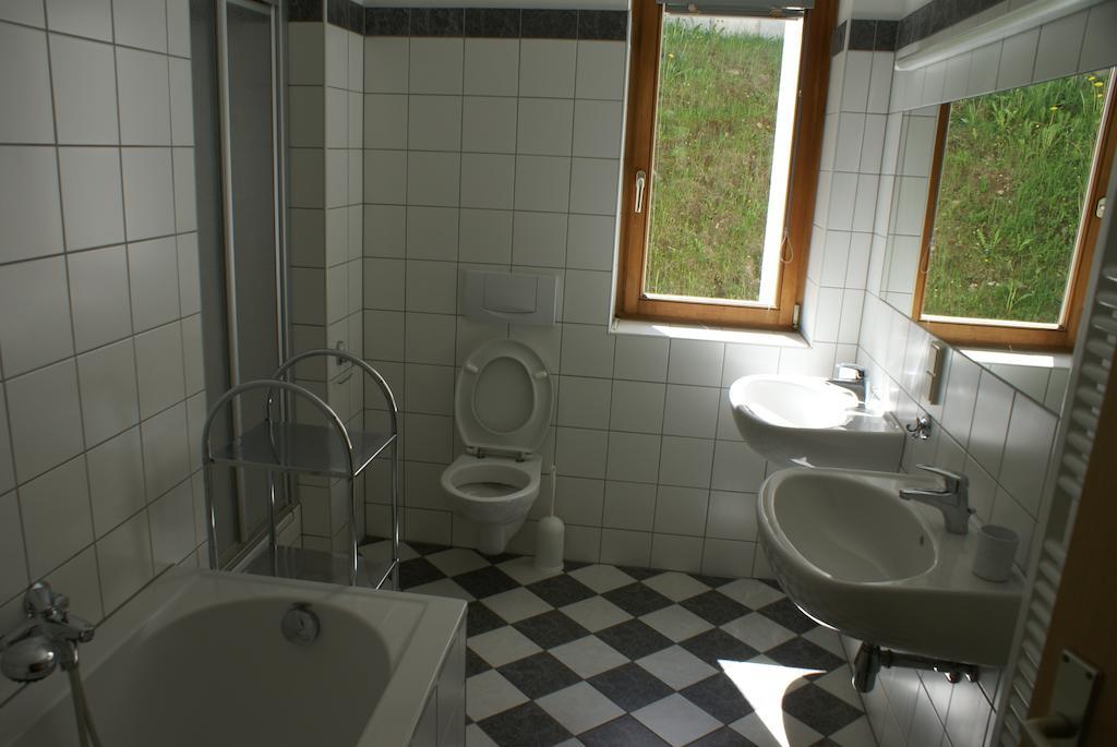 Haus Im Turm Apartment Bad Kleinkirchheim Luaran gambar