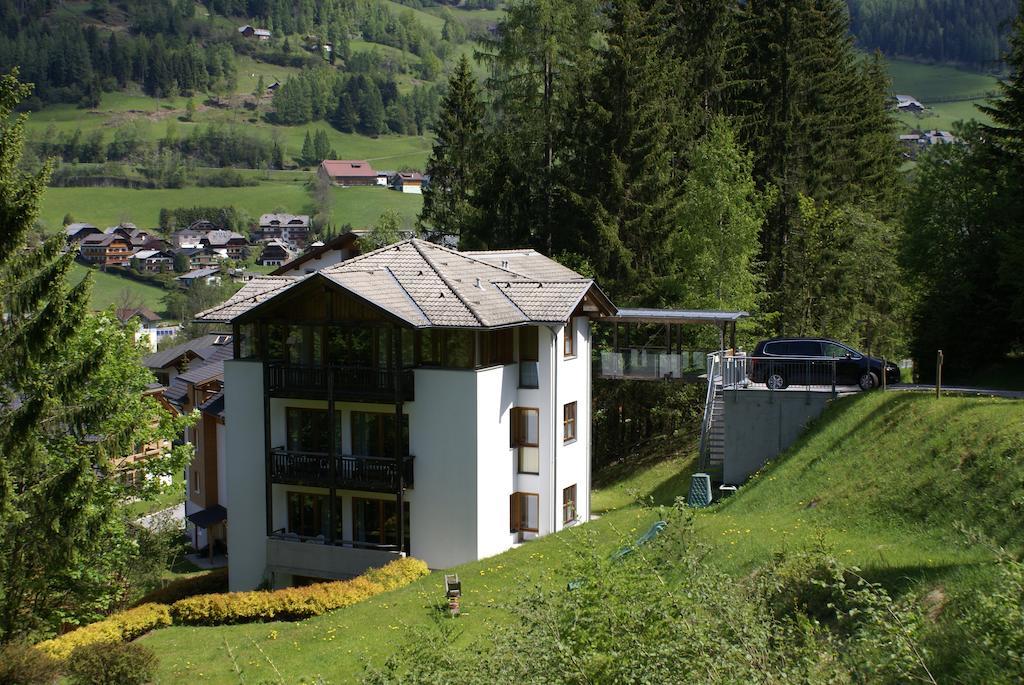 Haus Im Turm Apartment Bad Kleinkirchheim Luaran gambar